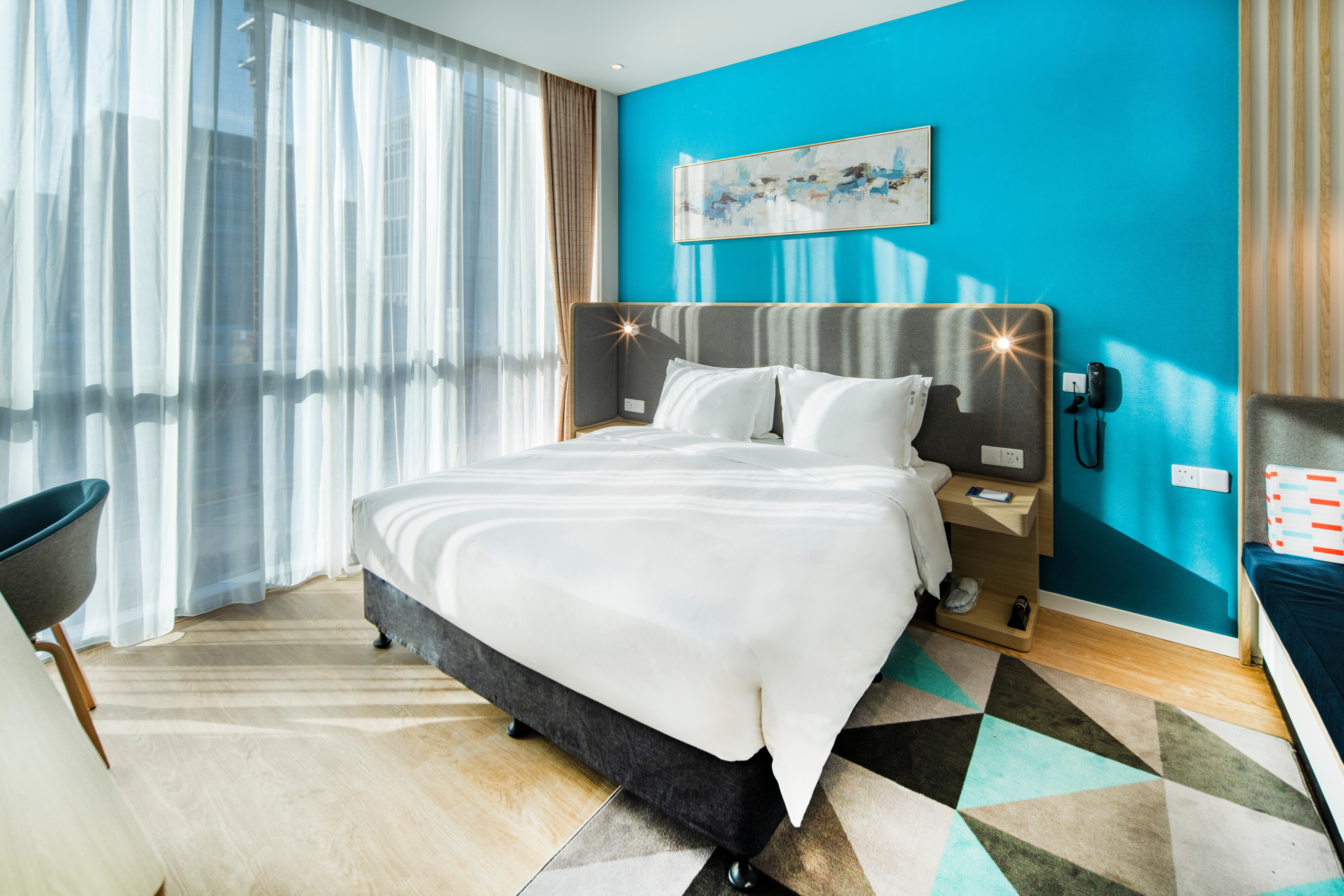 Express Pudong Zhangjiang By Ihg Hotel 4*